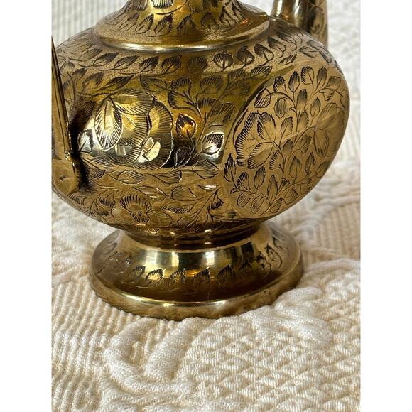 Vintage Indian, Turkish Brass Etched Brass Teapot or Coffee Pot - Picture 3 of 10